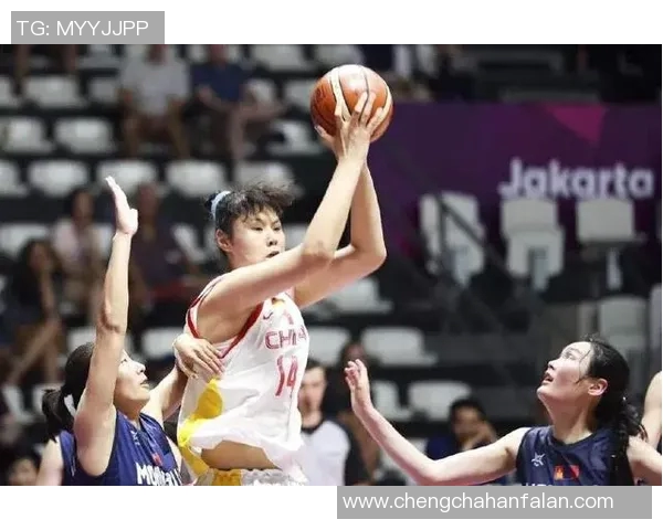 中国女足新星首秀惊艳赛场 成为球队新希望引爆全场热议